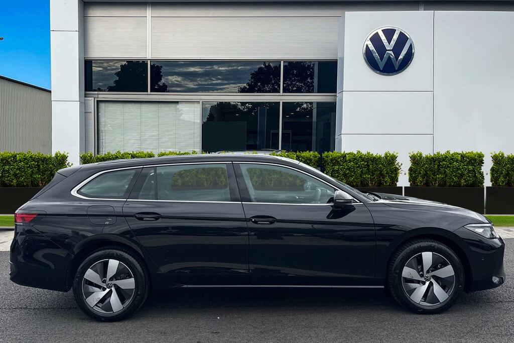 Volkswagen Passat 1.5 Tsi Ehybrid Life Dsg Pan Roof Black #3