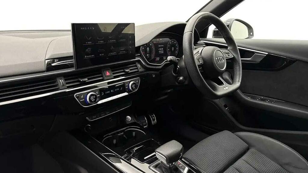 Audi A4 Avant Avant 40 Tfsi 204 Ps S Tronic White #2
