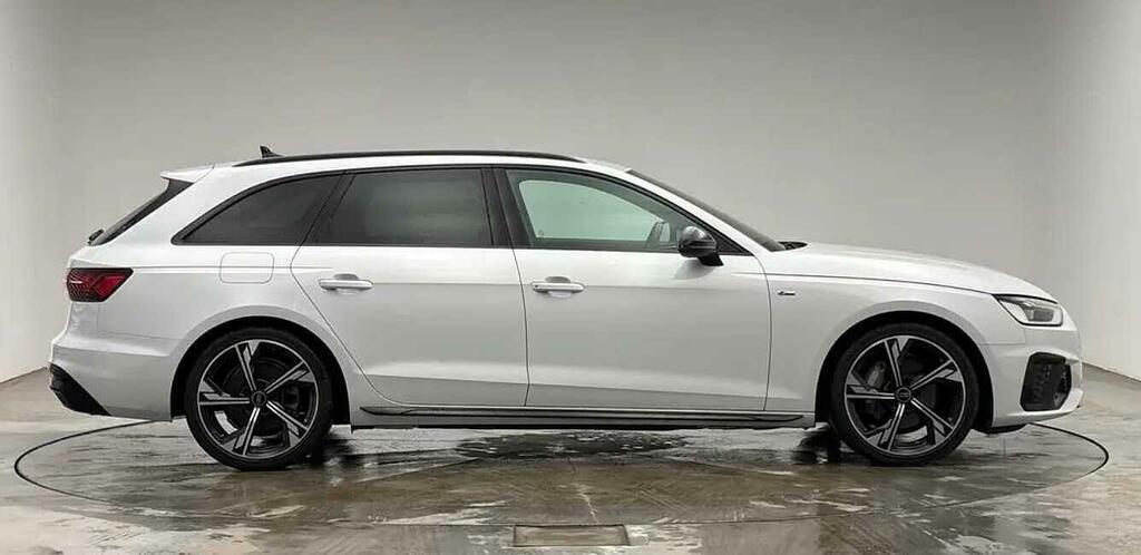 Audi A4 Avant Avant 40 Tfsi 204 Ps S Tronic White #4