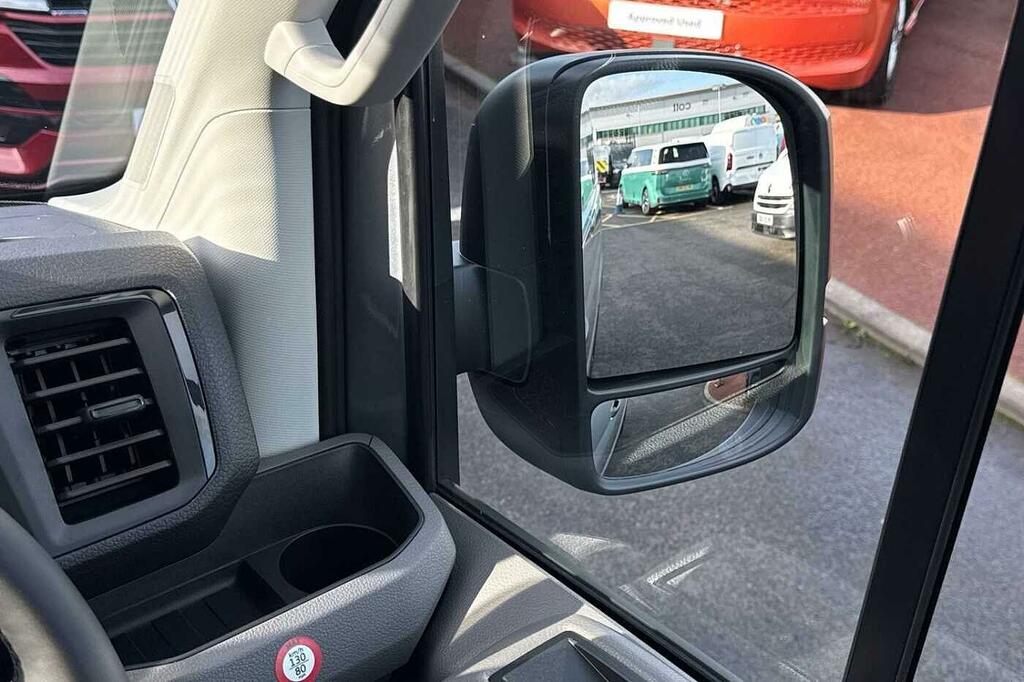 Volkswagen Crafter Cr35 Commerce 2.0 Tdi 140Ps Silver #17