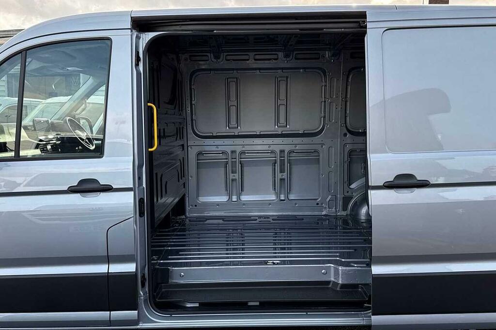 Volkswagen Crafter Cr35 Commerce 2.0 Tdi 140Ps Silver #42