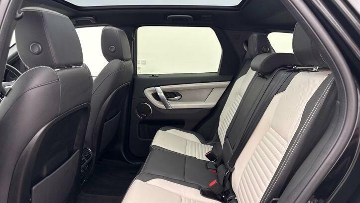 Land Rover Discovery Sport 2.0 D200 Dynamic Hse 7 Seat Black #4