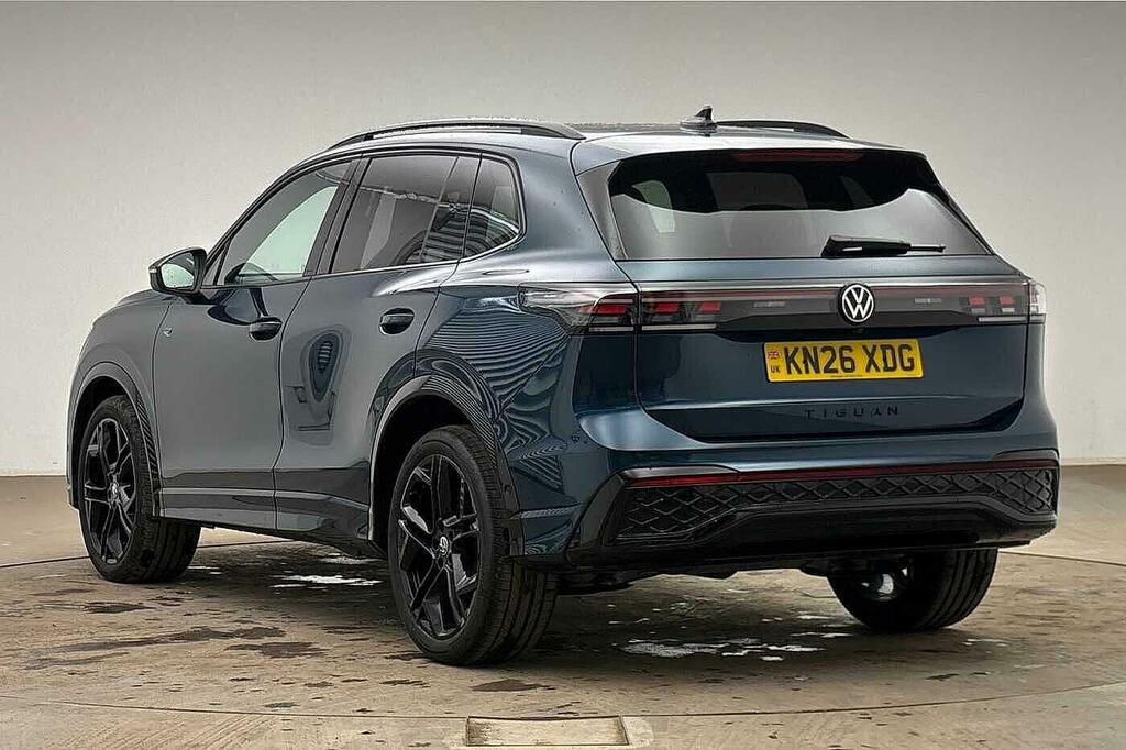 Volkswagen Tiguan 2.0 Tdi R-line Dsg, Tow Bar, Pan Roof, Black Blue #3