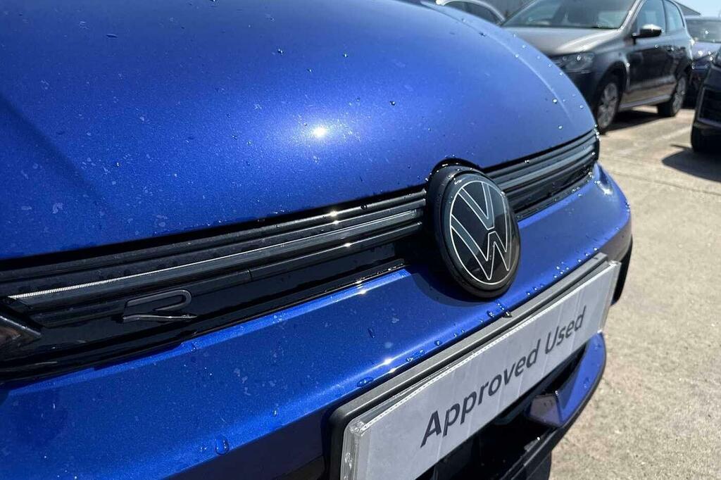 Volkswagen Golf 1.5 Tsi 150 Match Black #24