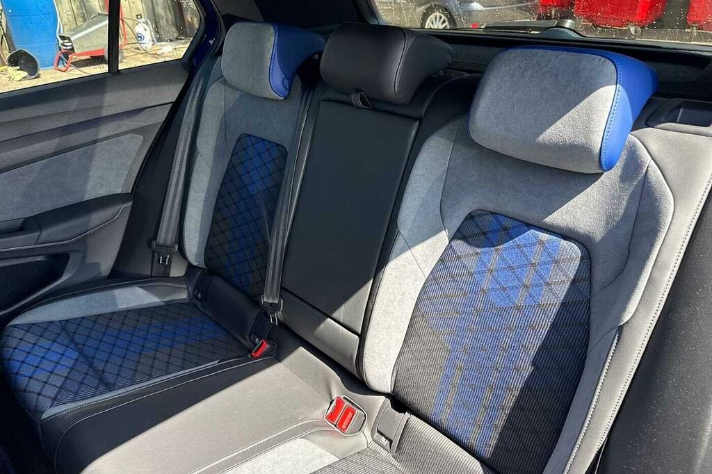 Volkswagen Golf 1.5 Tsi 150 Match Black #13