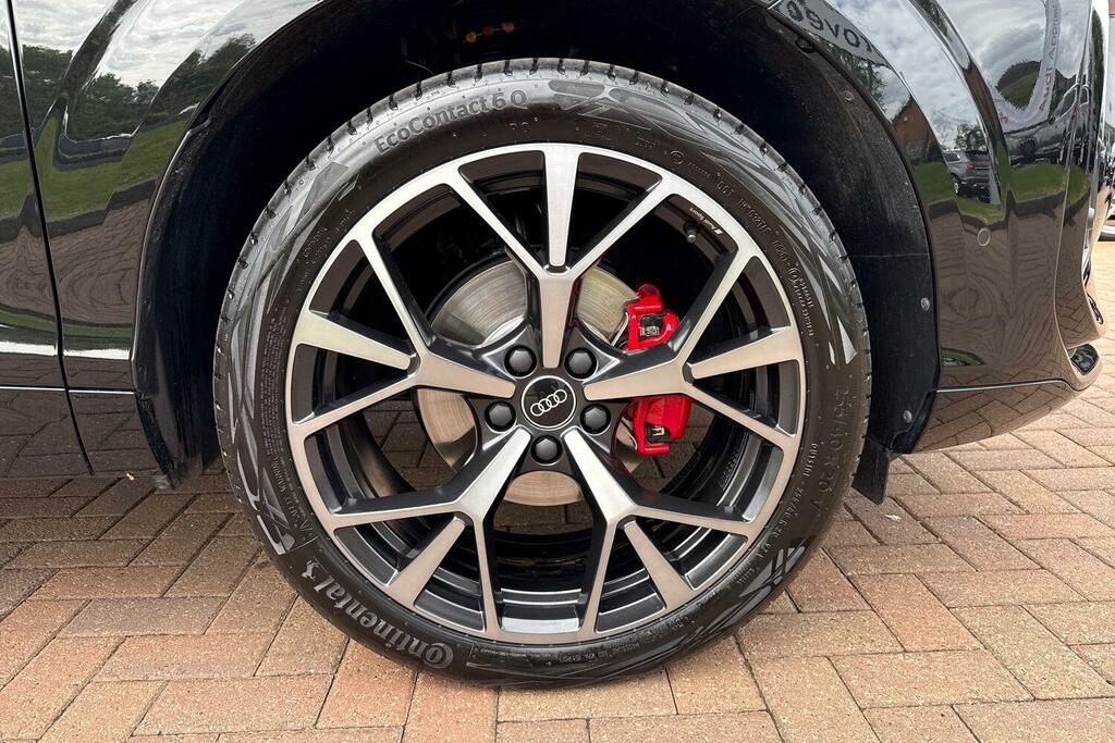 Audi Q3 1.5 Tfsi Edition 1 S Tronic Black #6