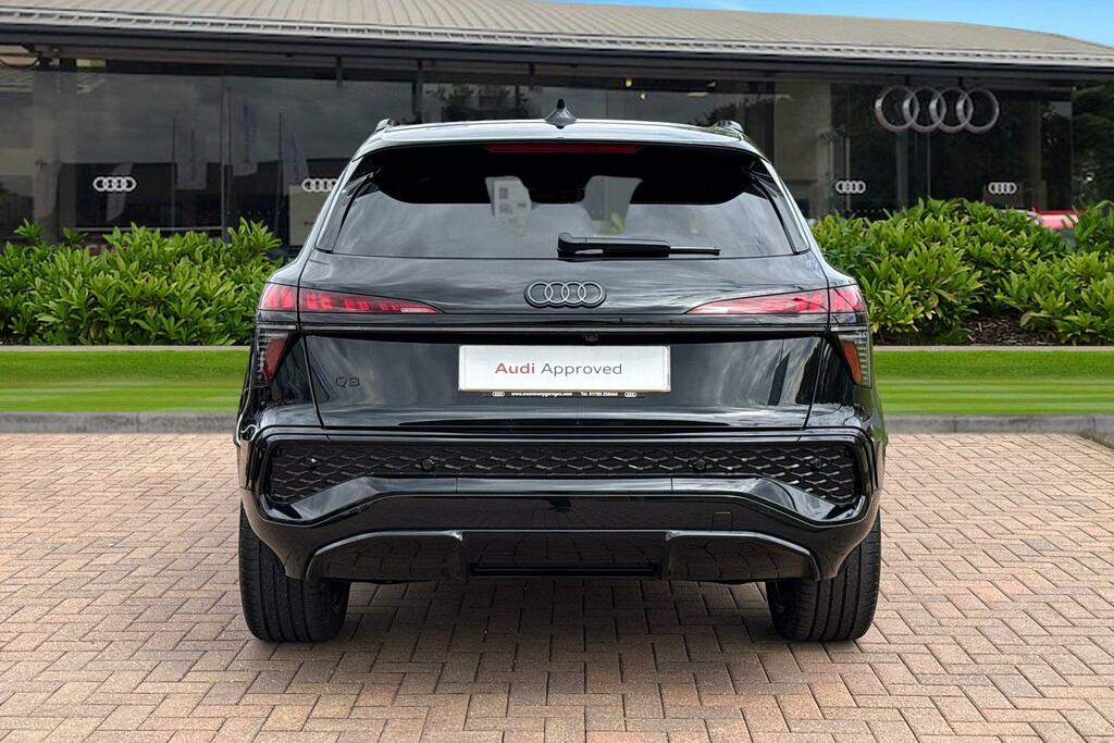 Audi Q3 1.5 Tfsi Edition 1 S Tronic Black #4