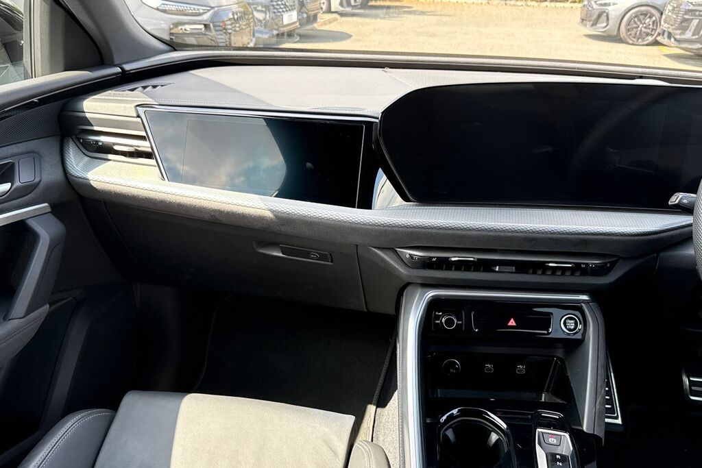 Audi Q5 2.0 Tdi Quattro Launch Edition S Tronic Black #19