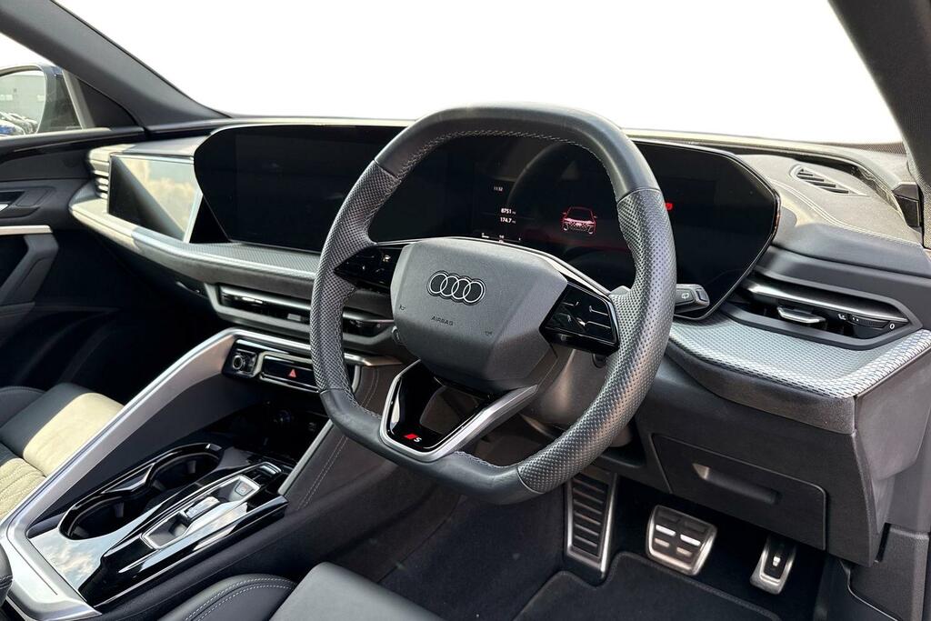Audi Q5 2.0 Tdi Quattro Launch Edition S Tronic Black #13