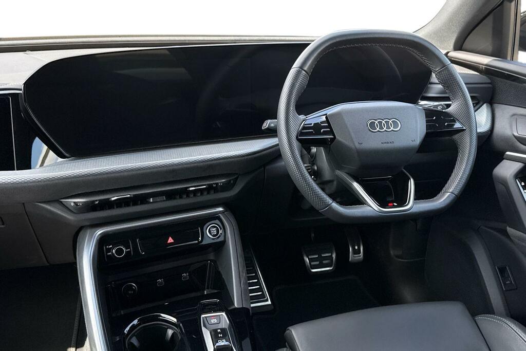 Audi Q5 2.0 Tdi Quattro Launch Edition S Tronic Black #17