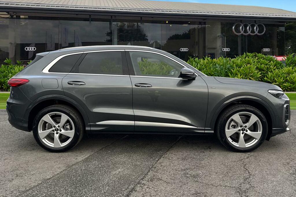 Audi Q5 Suv S Line E-hybrid Quattro 299 Ps S Tronic Grey #3