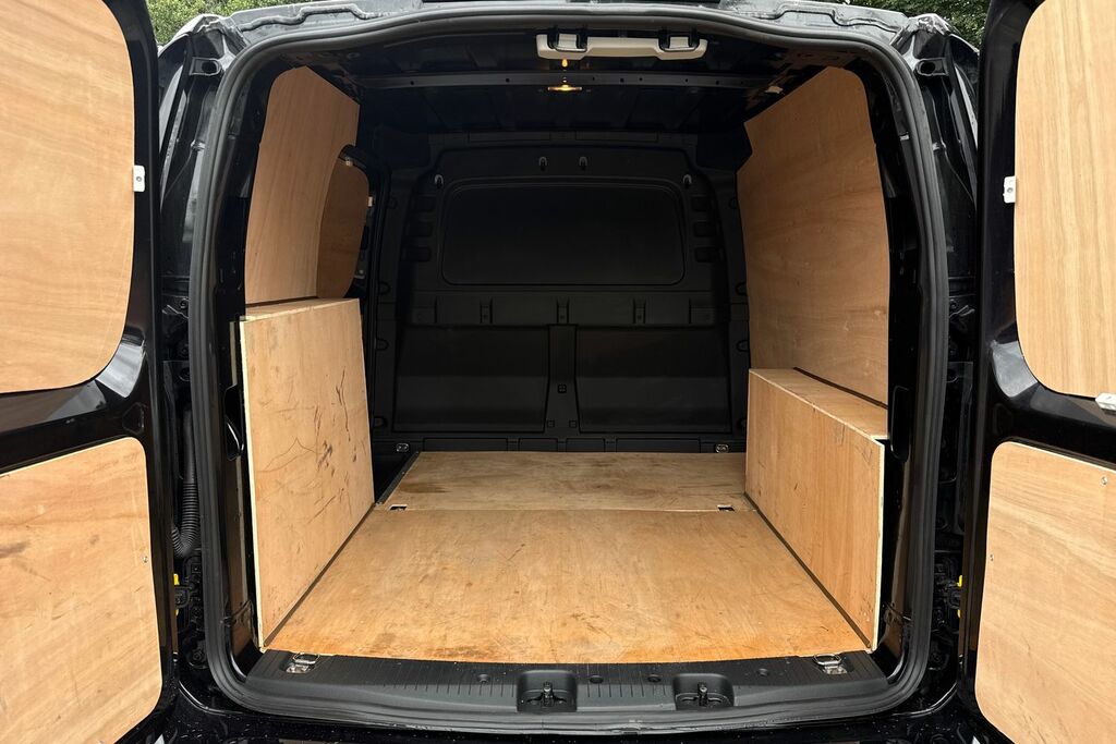 Volkswagen Caddy 2.0 Tdi 122Ps Commerce Plus Van Dsg Tech Pack Black #6
