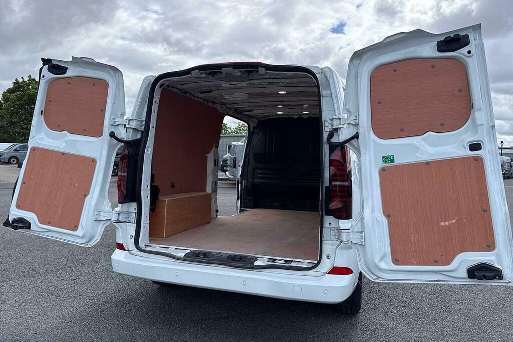 Volkswagen Transporter 2.0 Tdi 150 Commerce Plus Van  #31