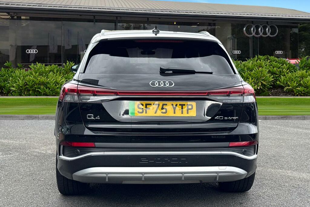 Audi Q4 E Tron 150Kw 40 63Kwh S Line Leather Black #4