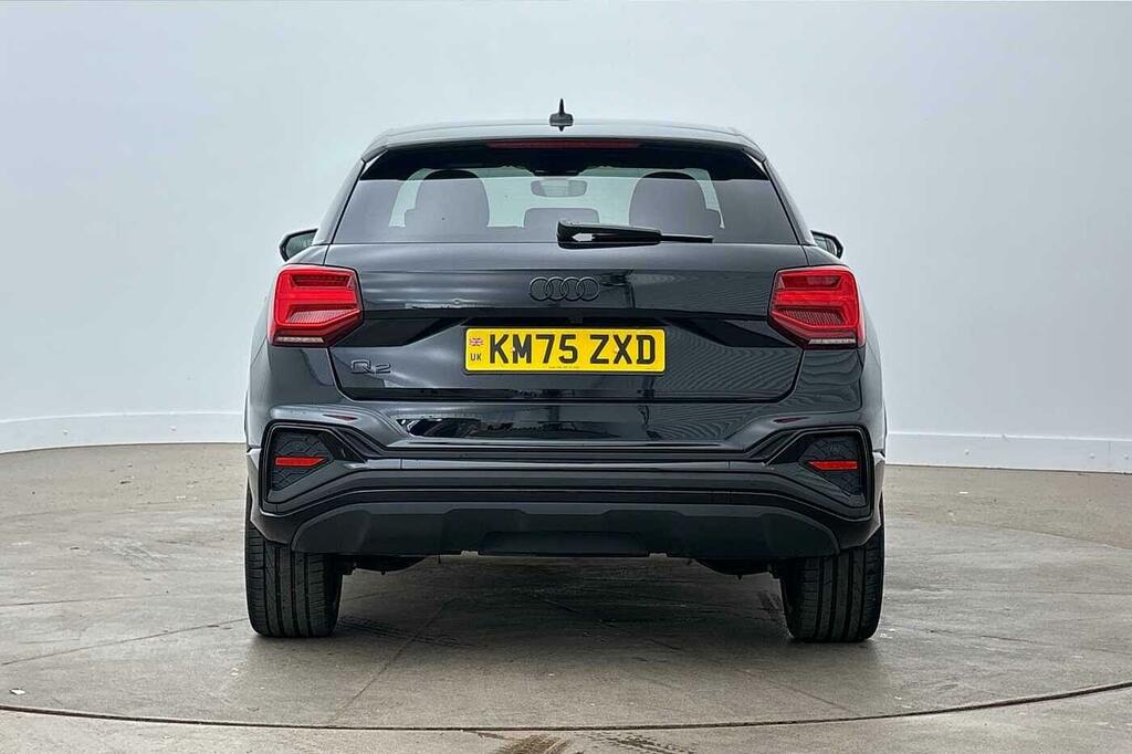 Audi Q2 S Line 35 Tfsi 150 Ps S Tronic Black #8