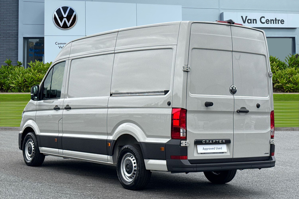 Volkswagen Crafter Cr35 Commerce Plus Mwb 177 Ps Fwd 4 Motion Grey #2