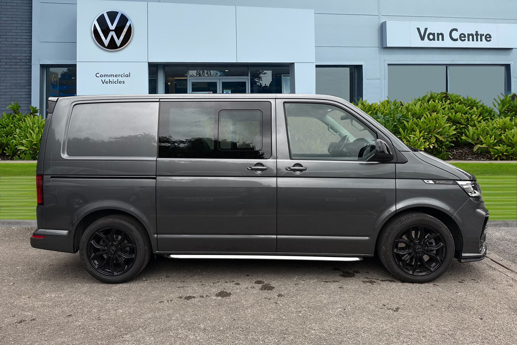 Volkswagen Transporter Sportline 2.0 Bitdi 204 Sportline Kombi Van Dsg Grey #3