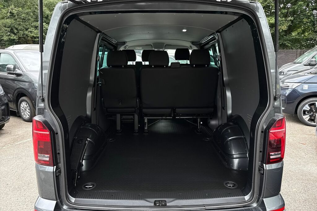 Volkswagen Transporter Sportline 2.0 Bitdi 204 Sportline Kombi Van Dsg Grey #6