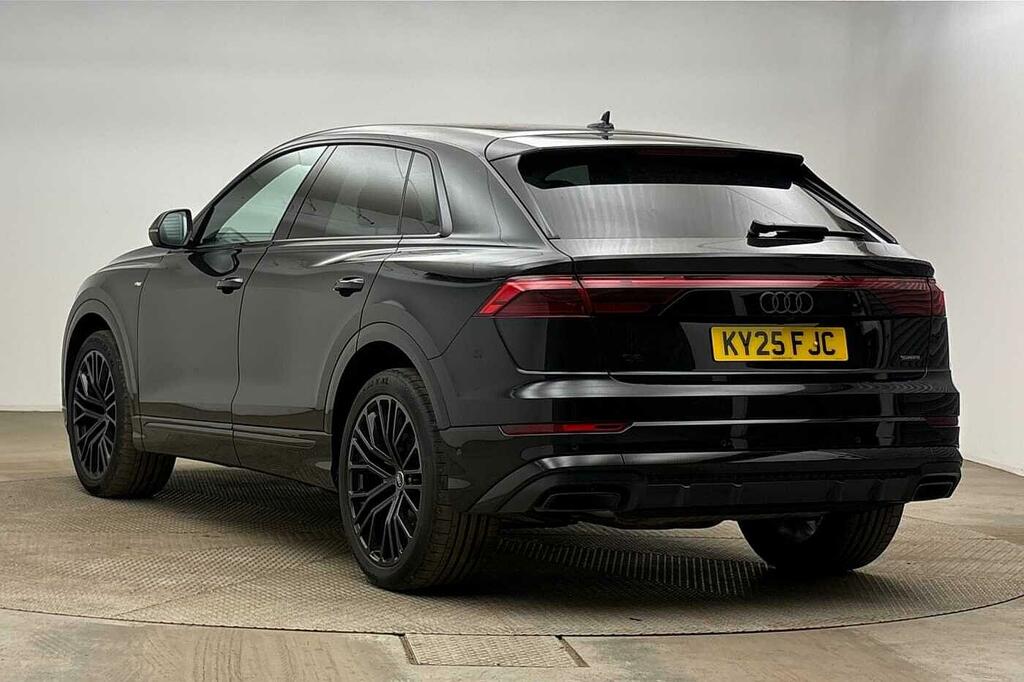 Audi Q8 Suv Black Edition 55 Tfsi Quattro 340 Ps Tiptronic Black #3