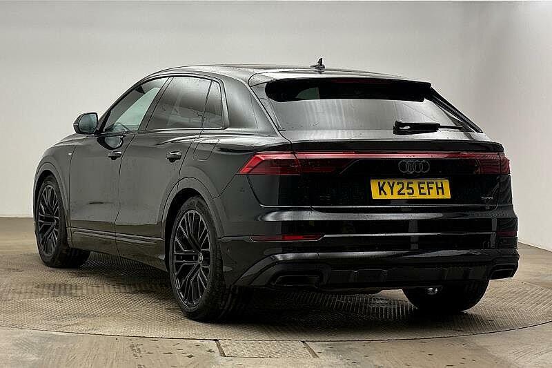 Audi Q8 55 Tfsi E Quattro Black Edition Tiptronic Black #3