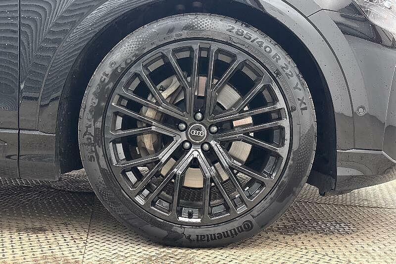 Audi Q8 55 Tfsi E Quattro Black Edition Tiptronic Black #5
