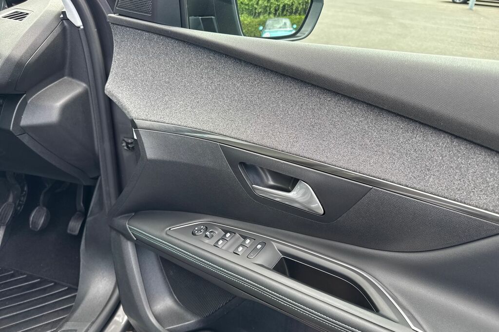 Peugeot 5008 1.2 Puretech Active Premium Grey #20