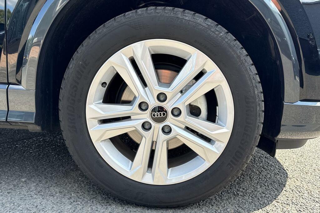 Audi Q2 30 Tfsi 116 Sport Black #6