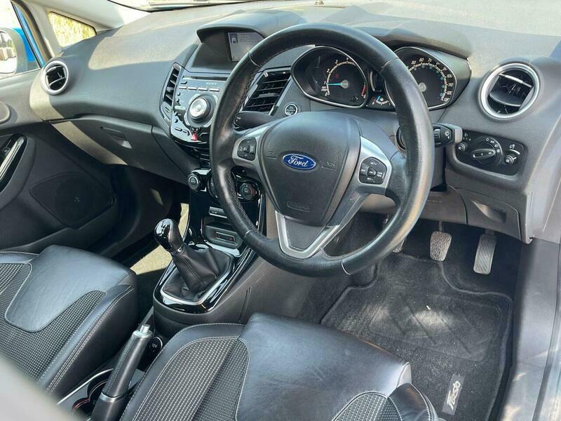 Ford Fiesta 1.0T Ecoboost Titanium X Blue