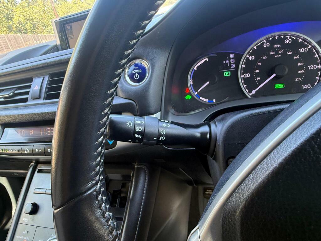 Lexus CT 1.8 200H Advance Cvt Euro 5 Ss Silver #22