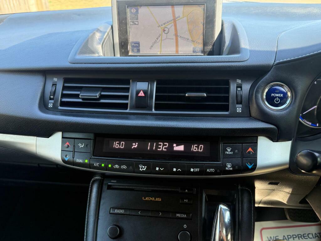 Lexus CT 1.8 200H Advance Cvt Euro 5 Ss Silver #36