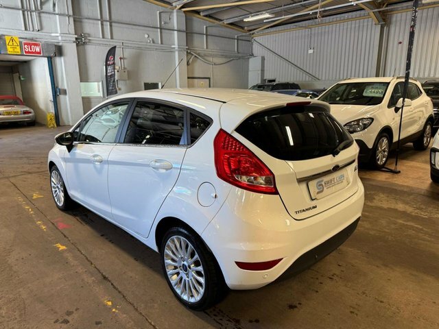 Ford Fiesta Hatchback White #5