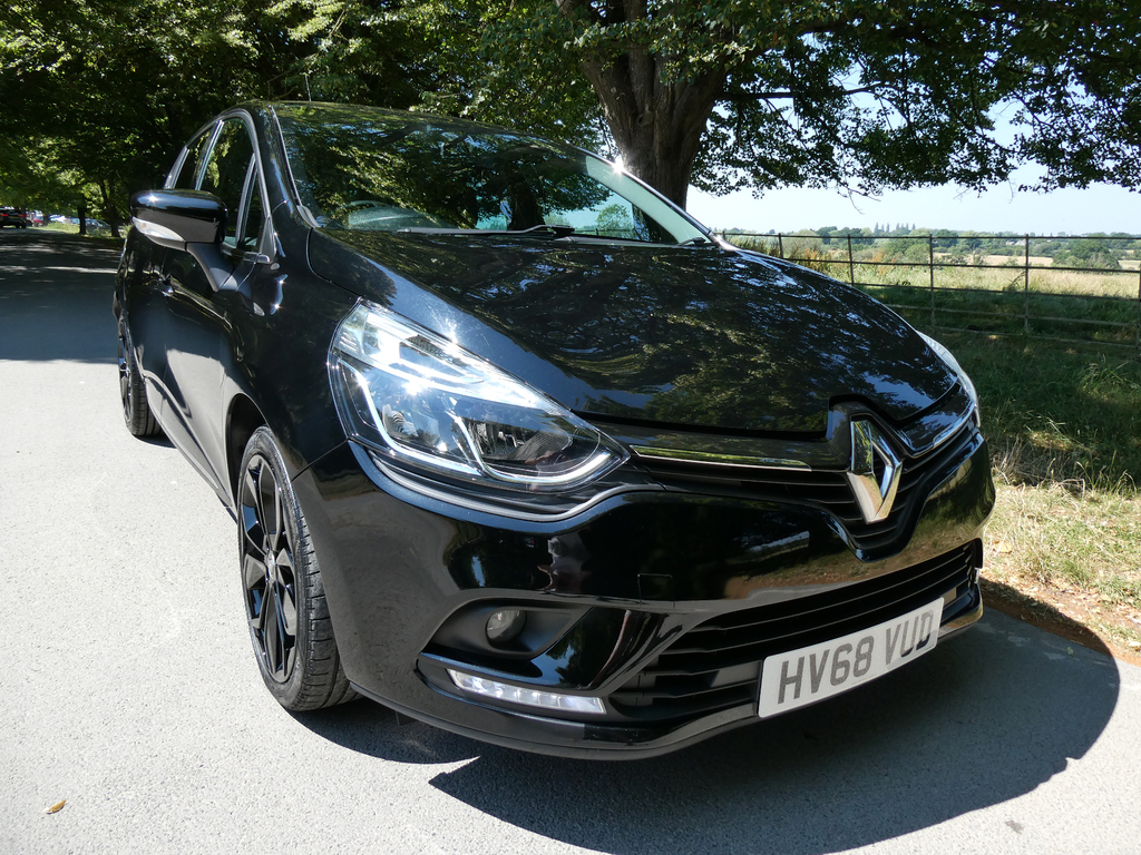 Renault Clio 0.9 Tce Iconic Hatchback Euro 6 Black