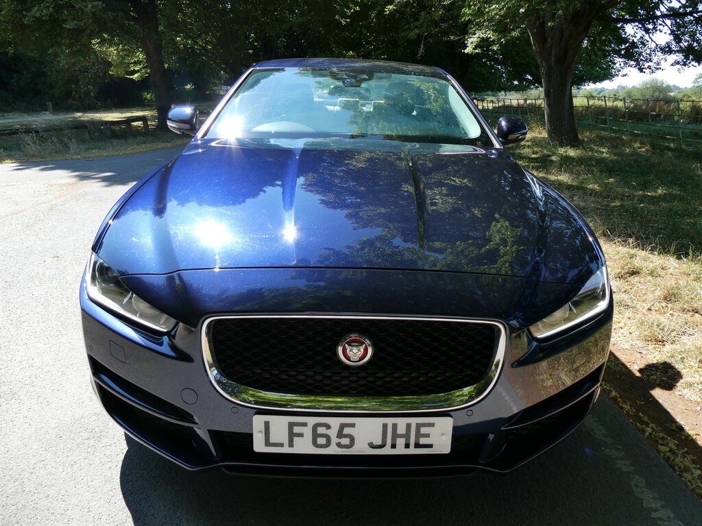 Jaguar XE 2.0D Portfolio Saloon Euro 6 Ss Blue #2