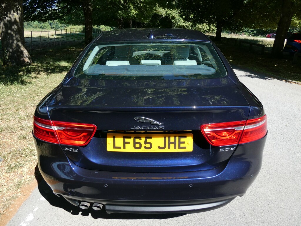 Jaguar XE 2.0D Portfolio Saloon Euro 6 Ss Blue #6