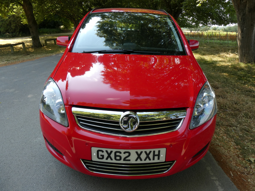 Vauxhall Zafira 1.6 16V Exclusiv Mpv Euro 5 115 Red #2