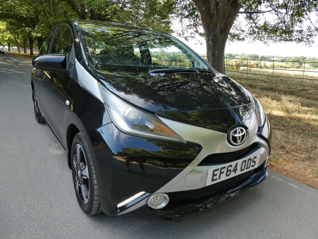 Toyota Aygo 1.0 Vvt-i X-clusiv Hatchback Eur Black