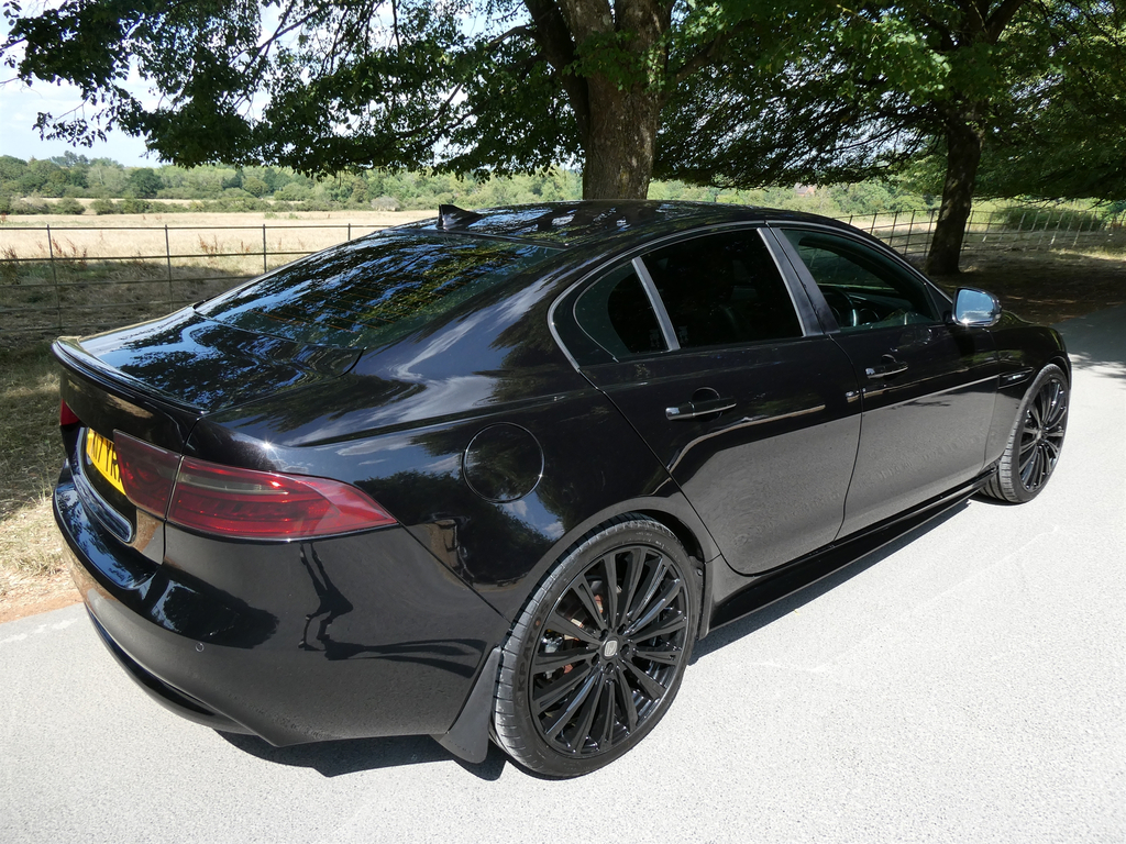 Jaguar XE Xe Portfolio D Red #10
