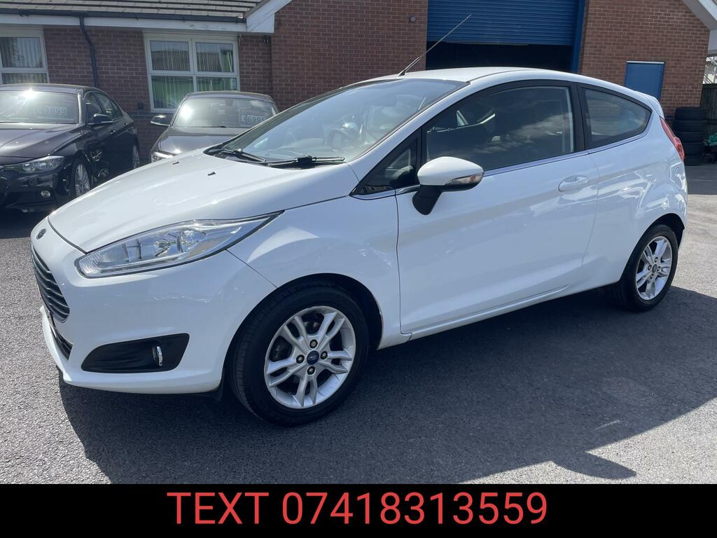 Ford Fiesta 1.25 Zetec Hatchback Euro 6 82 PL66KNP White #3