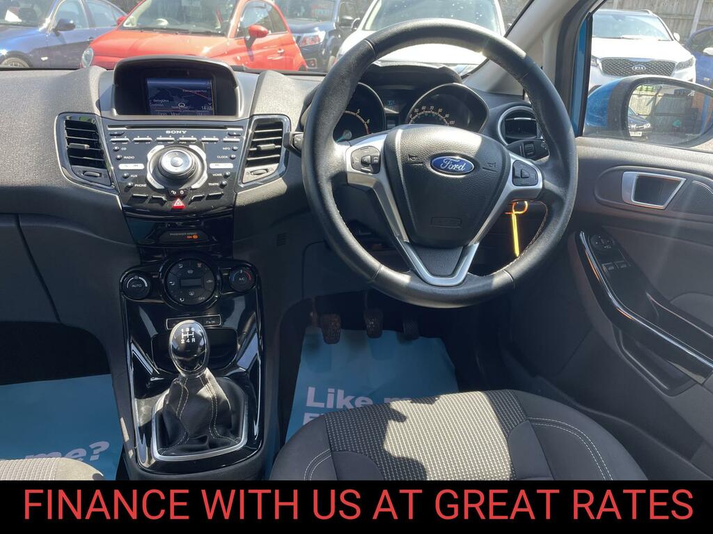 Ford Fiesta Titanium Blue #2