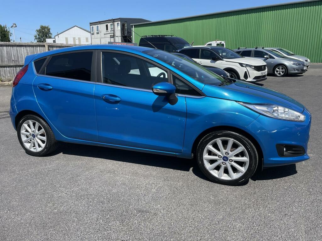 Ford Fiesta Titanium Blue #6