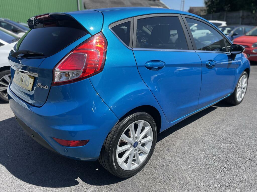 Ford Fiesta Titanium Blue #5