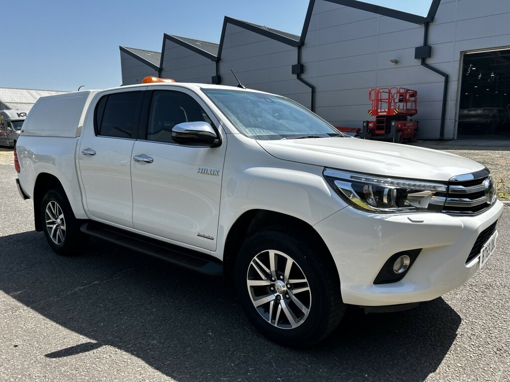 Toyota HILUX 2.4 D-4d Invincible White #3