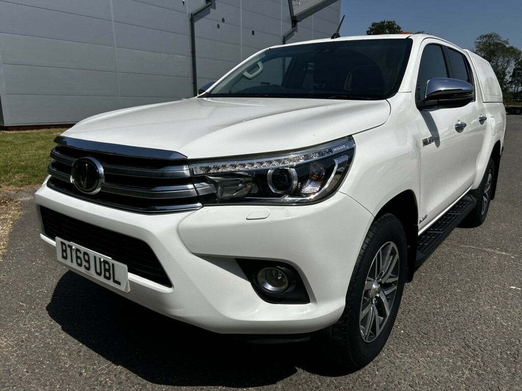 Toyota HILUX 2.4 D-4d Invincible White #4