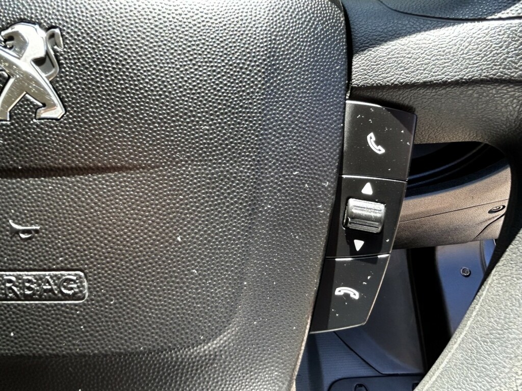 Peugeot Boxer 2.2 Bluehdi 335 S Mwb Med Roof Panel Van L2h2 13 White #23