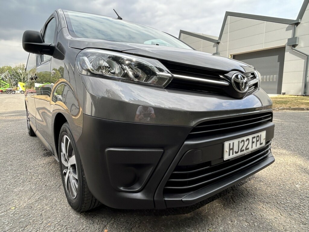 Toyota PROACE 1.5 D Icon Grey #3