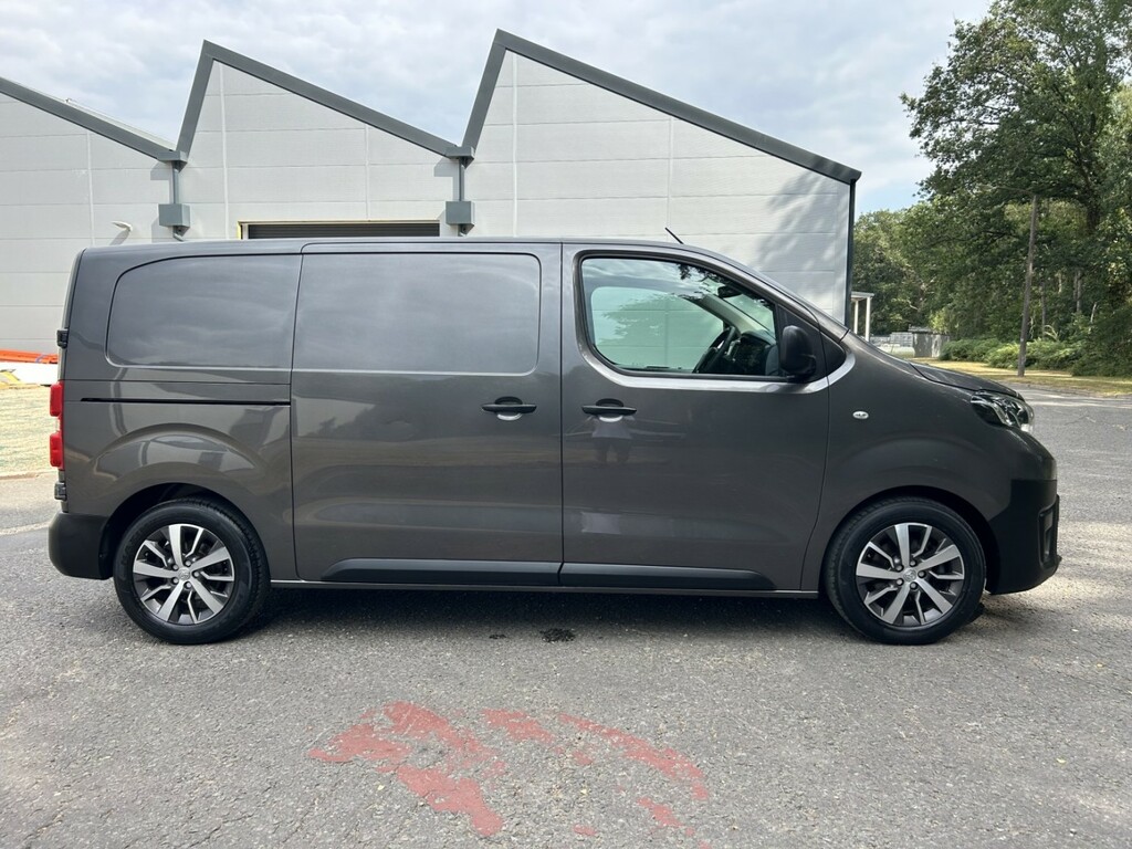 Toyota PROACE 1.5 D Icon Grey #4