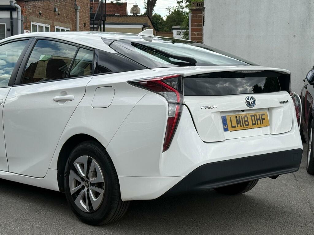 Toyota Prius 1.8 Vvt-h Active Cvt Euro 6 Ss White #5