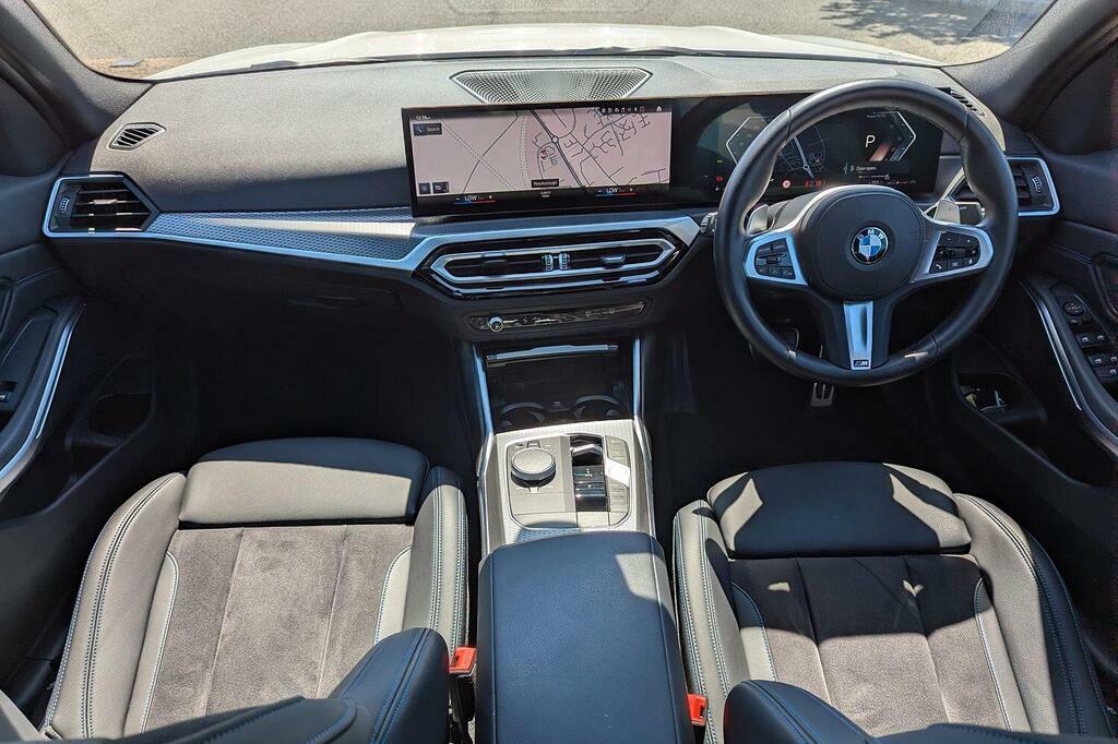 BMW 3 Series 320I M Sport Saloon AJ23CRZ #4