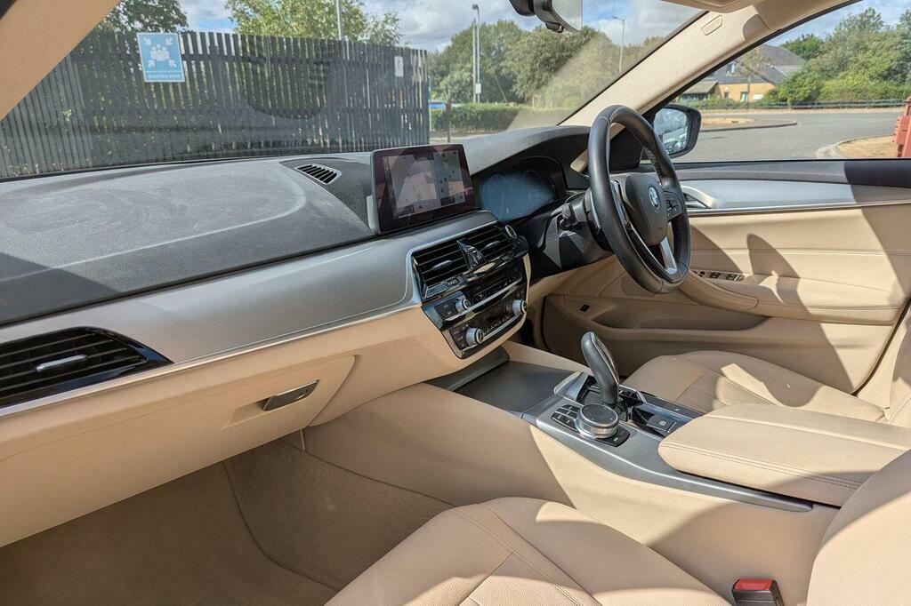 BMW 5 Series 520D M Sport Black #7