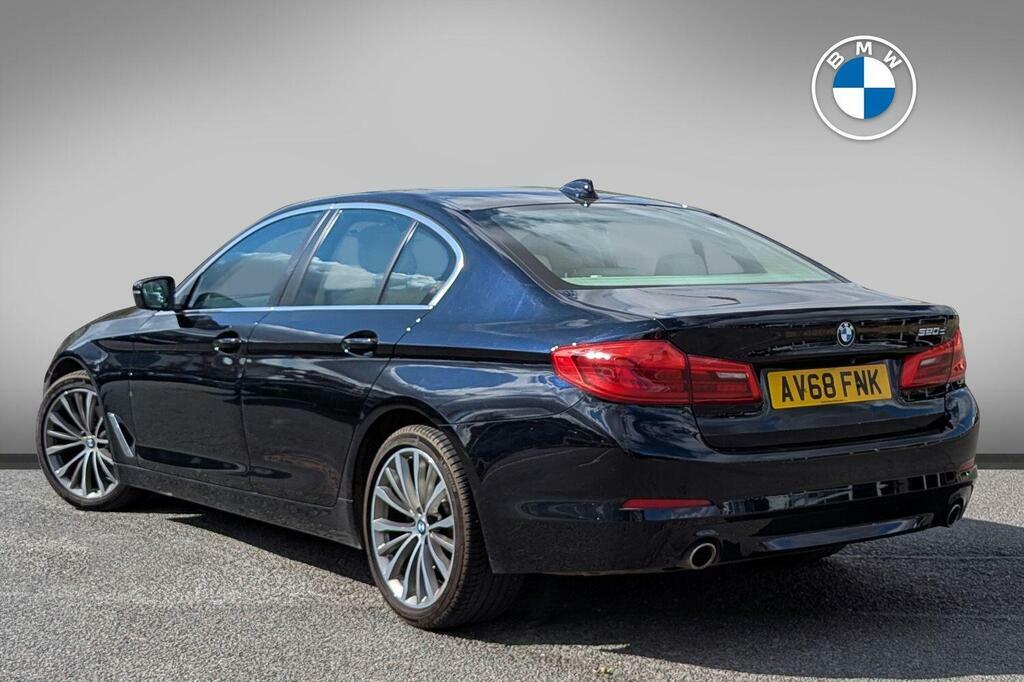 BMW 5 Series 520D Se Saloon Black #2